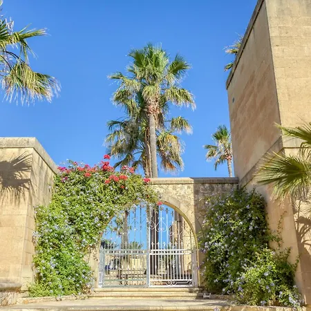 Villagg Tal-fanal * Għasri