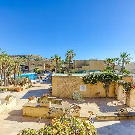 Villagg Tal-fanal * Ghasri (Gozo)