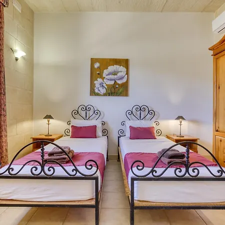 Villagg Tal-fanal
