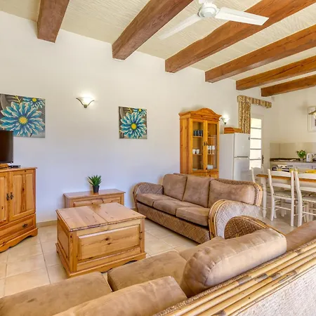 Villagg Tal-fanal * Għasri