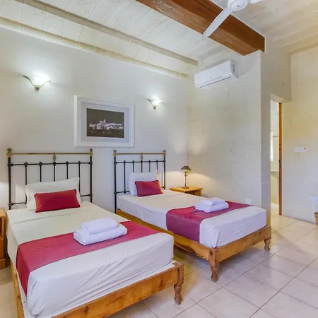 Villagg Tal-fanal