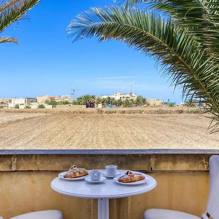 Villagg Tal-fanal Ghasri (Gozo)