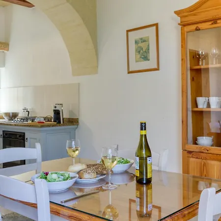 Villagg Tal-fanal Apartman