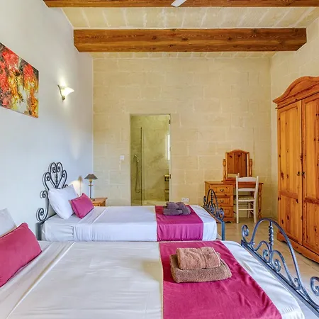Villagg Tal-fanal Lejlighed Għasri