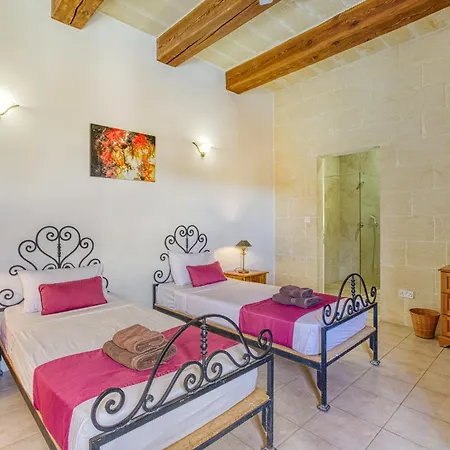 Villagg Tal-fanal