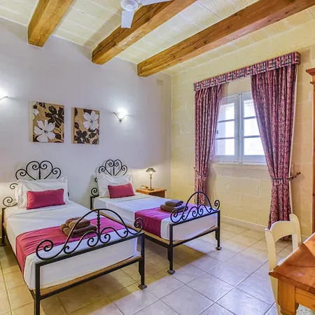 Appartement Villagg Tal-fanal Għasri
