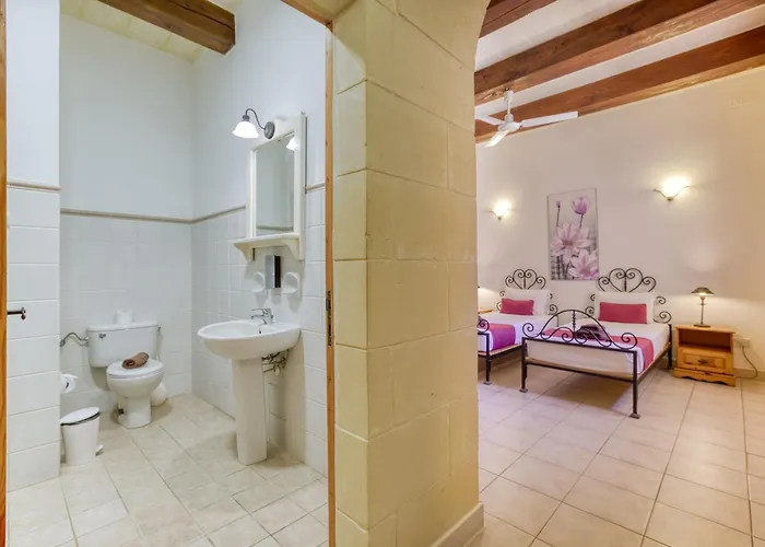 Apartman Villagg Tal-fanal Għasri
