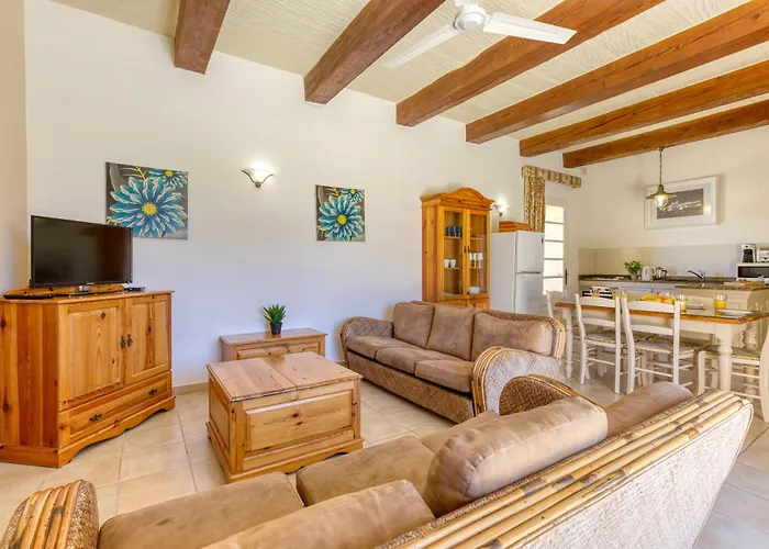 Villagg Tal-fanal * Għasri