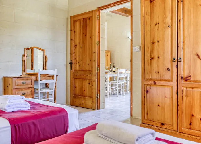 Apartman Villagg Tal-fanal Għasri