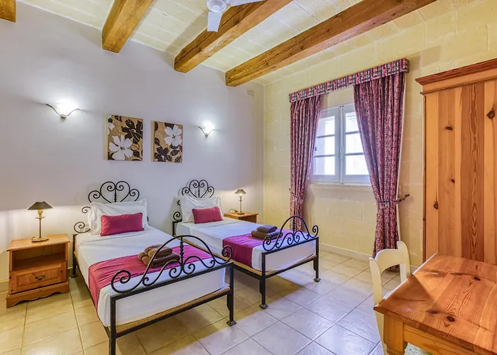 Apartman Villagg Tal-fanal Għasri