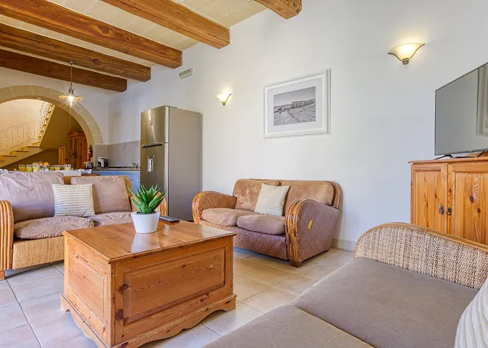 Villagg Tal-fanal * Għasri